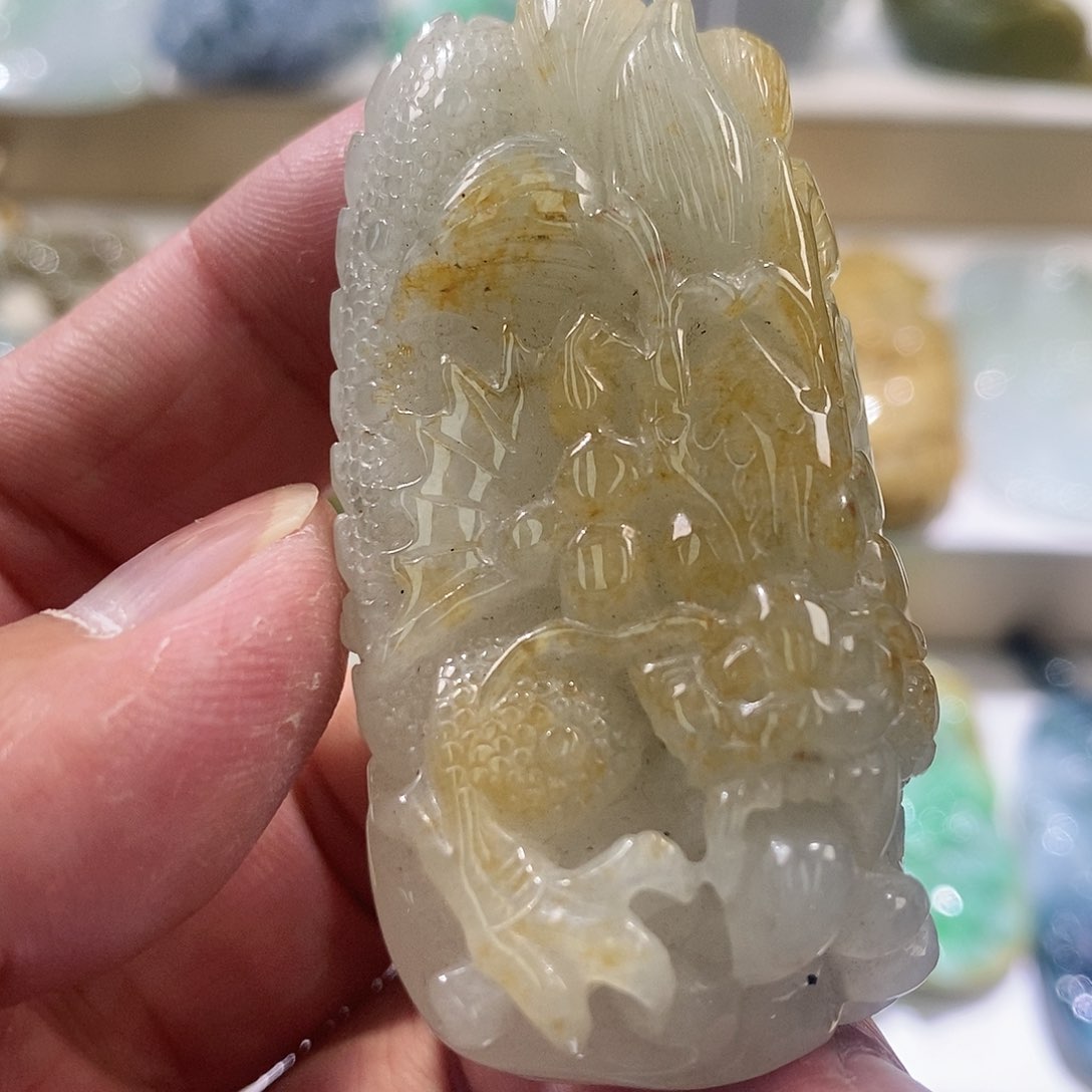 【闪购商品】翡翠颈饰未镶嵌11111111111