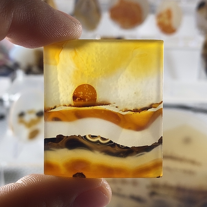 伊***5玛瑙/玉髓未镶嵌颈饰