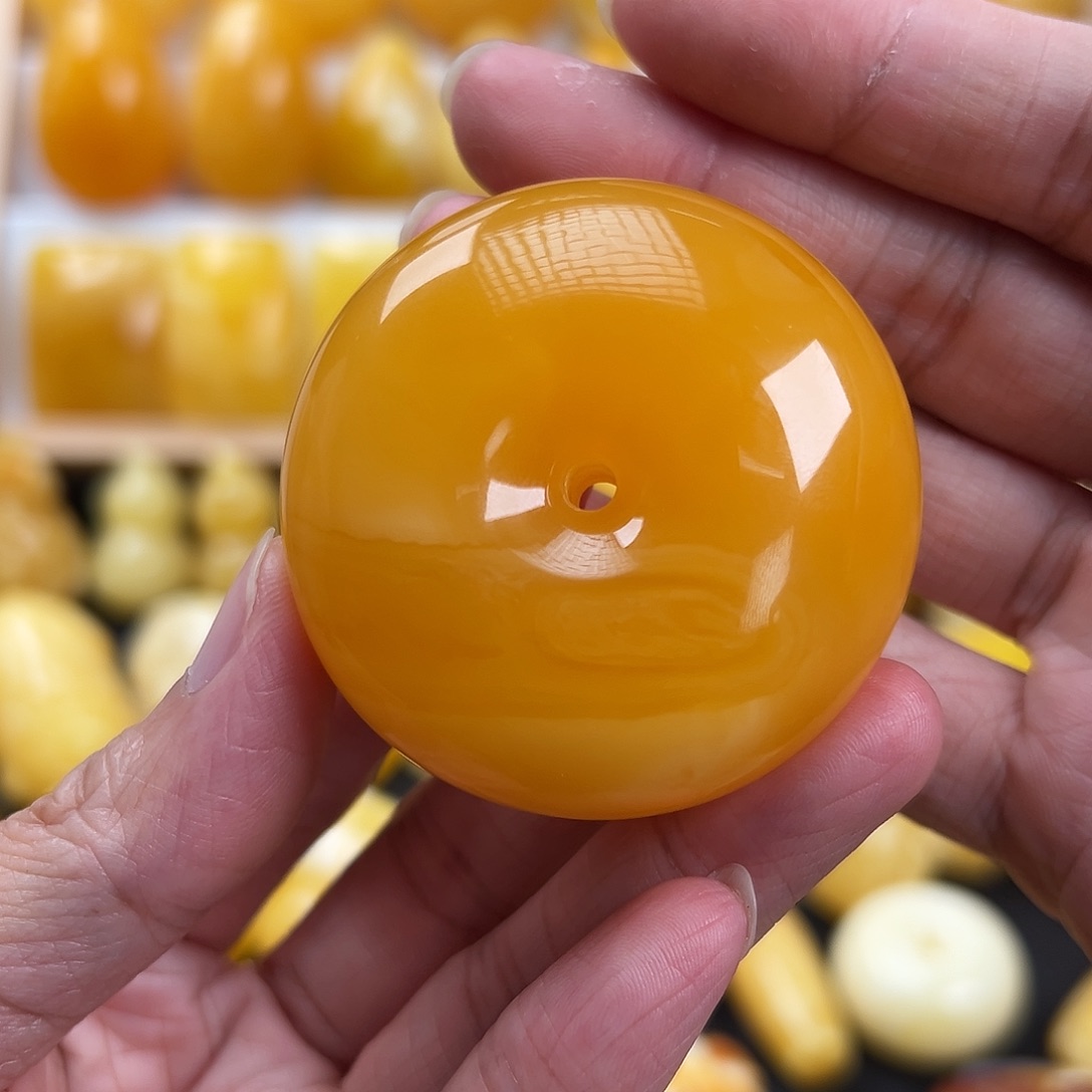 蜜蜡颈饰未镶嵌蜜蜡