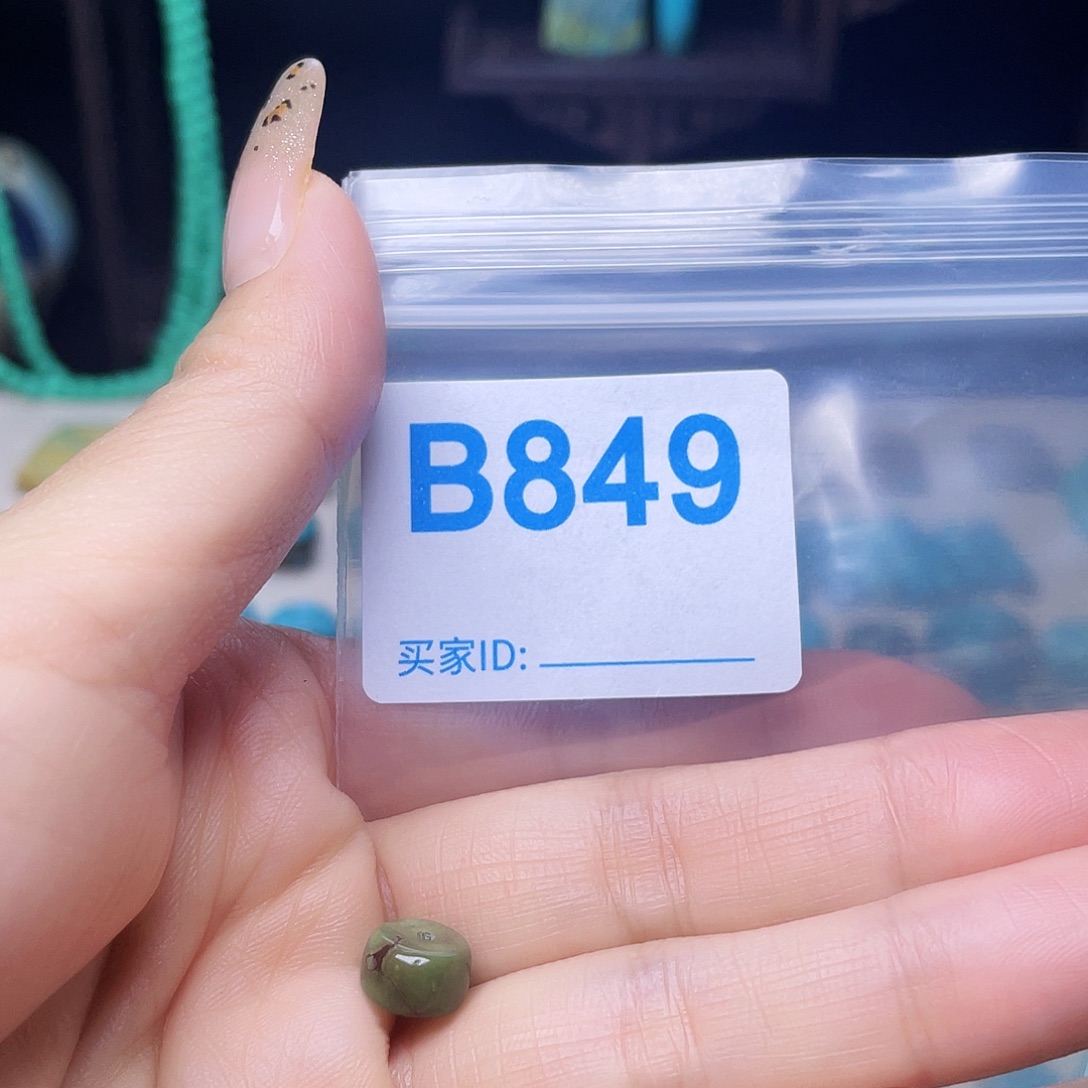 十堰原生态绿石头特色手工配饰