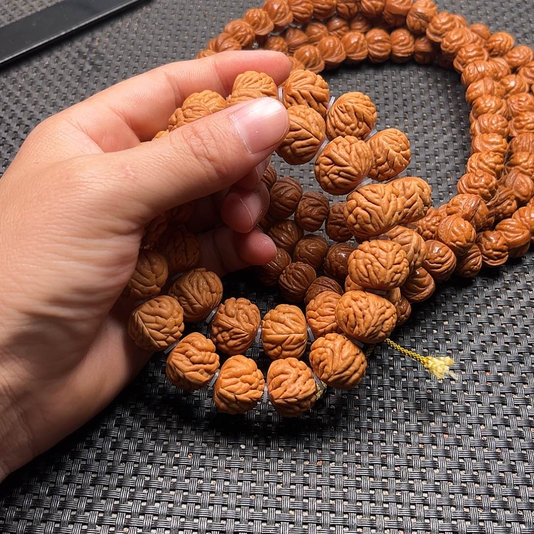 吊坠桃核八五龙手工业