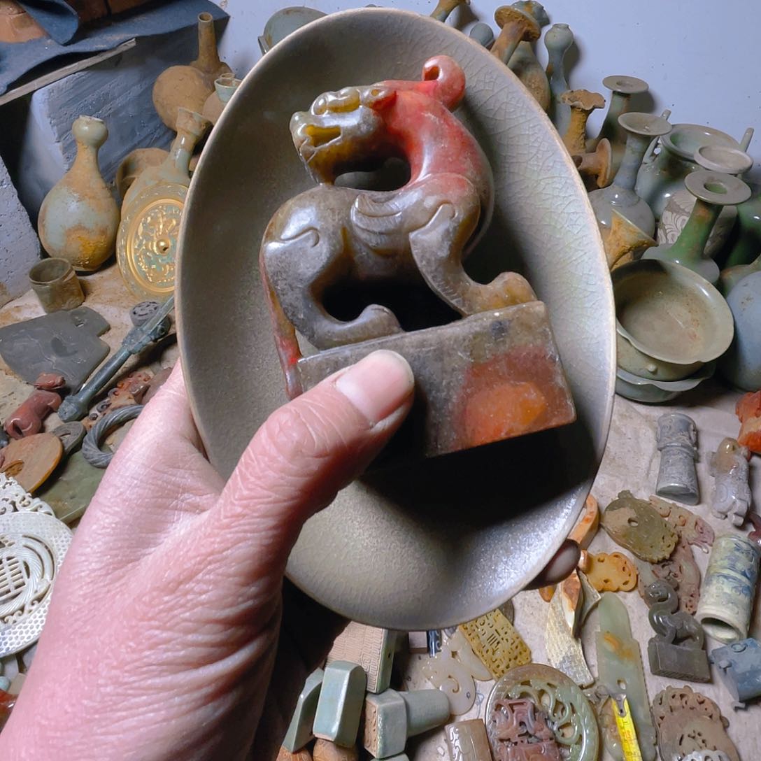 摆件坎坎坷坷走不下去也就只