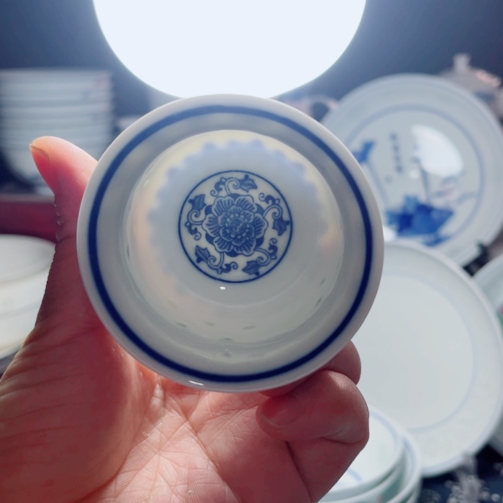 青花玲珑小杯牡丹花 