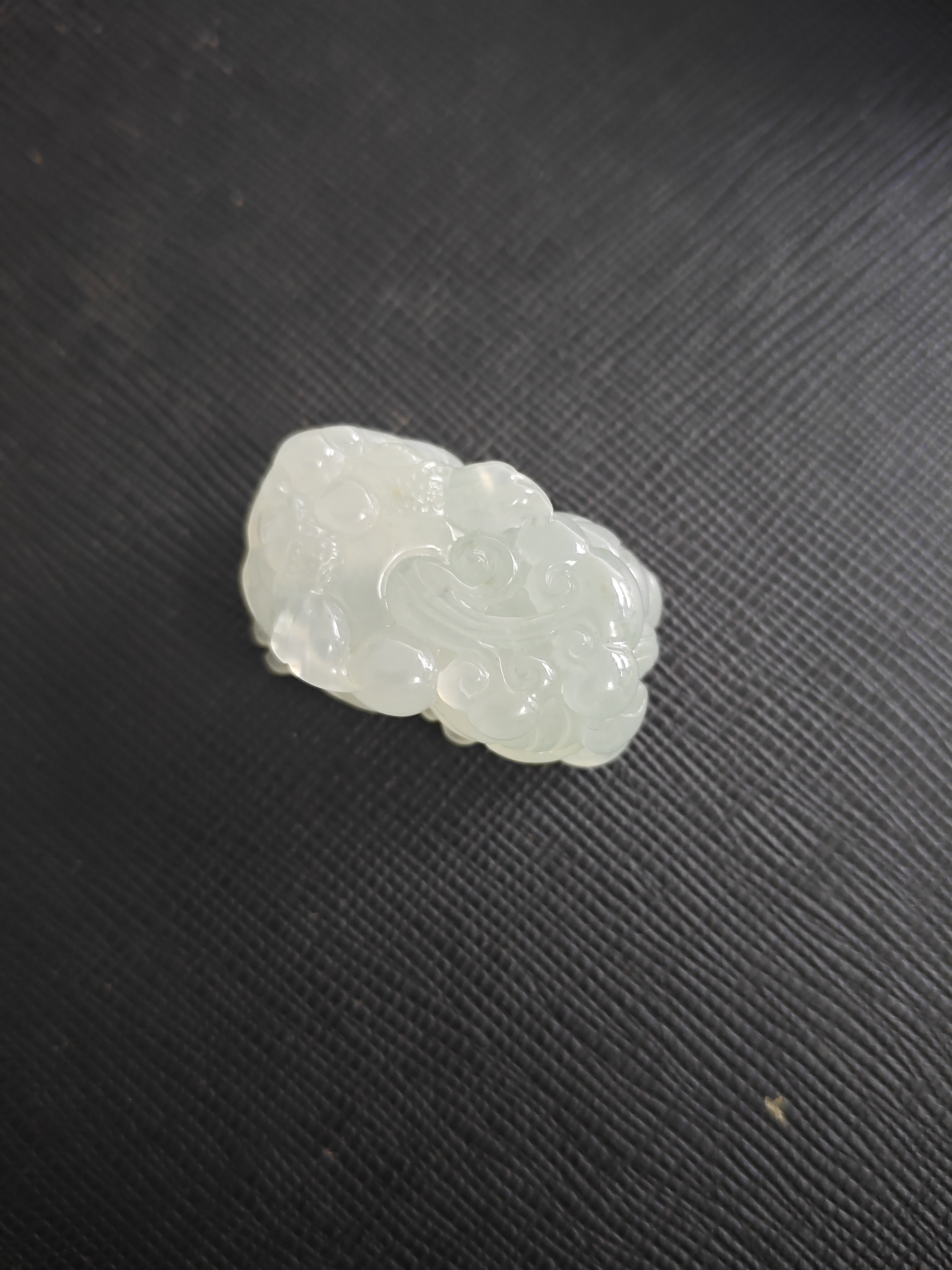 A货冰种貔貅玉雕挂件男女款