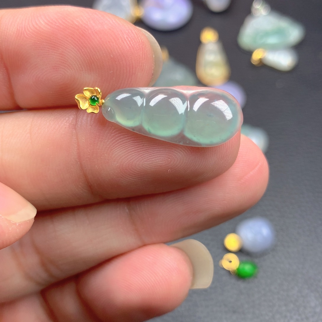 【闪购商品】翡翠18K金镶嵌颈饰翡翠