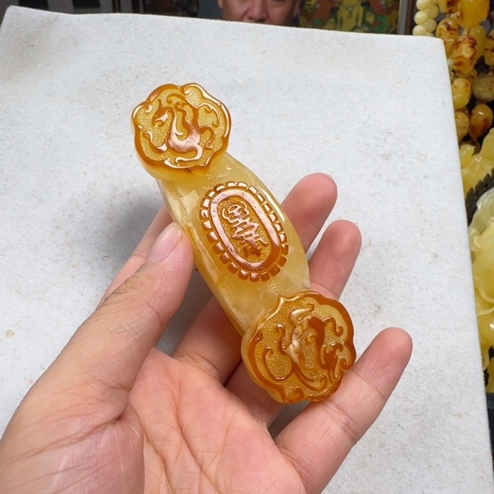 未镶嵌蜜蜡珠宝奇石