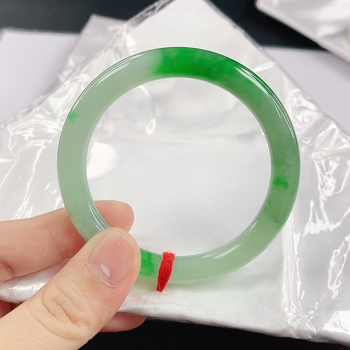 未镶嵌手镯翡翠翡翠689