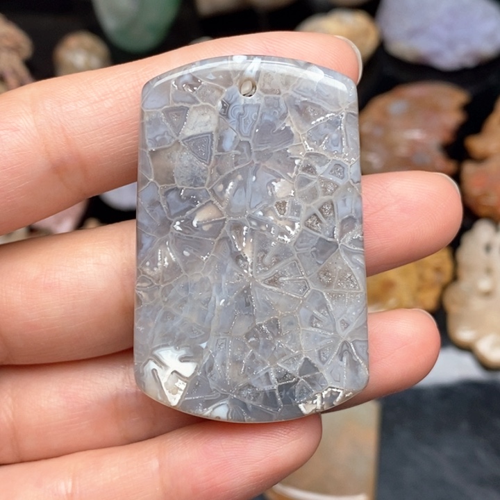 硅化珊瑚（珊瑚玉）手镯未镶嵌