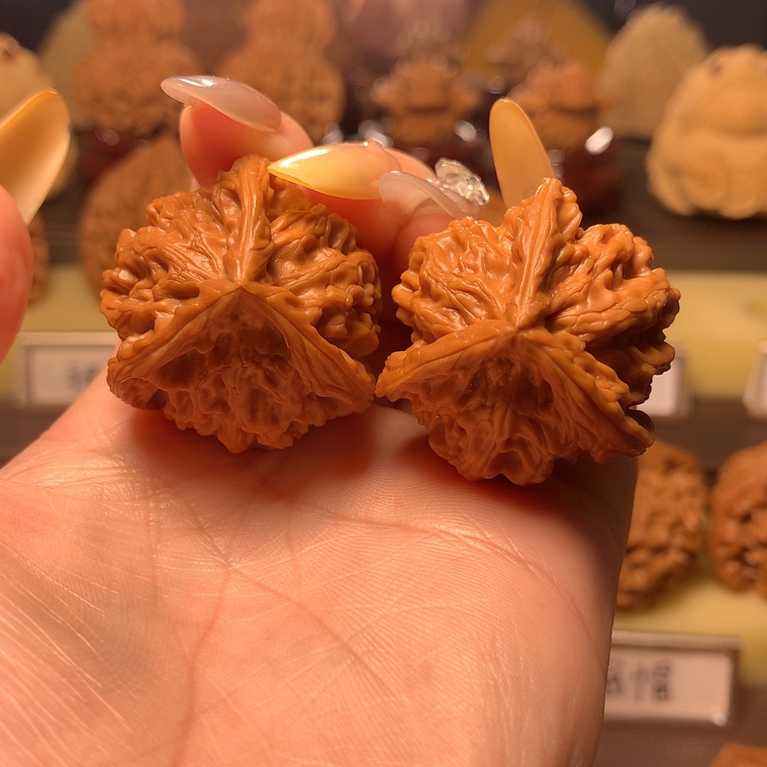 吊坠文玩核桃全品三棱正奔34