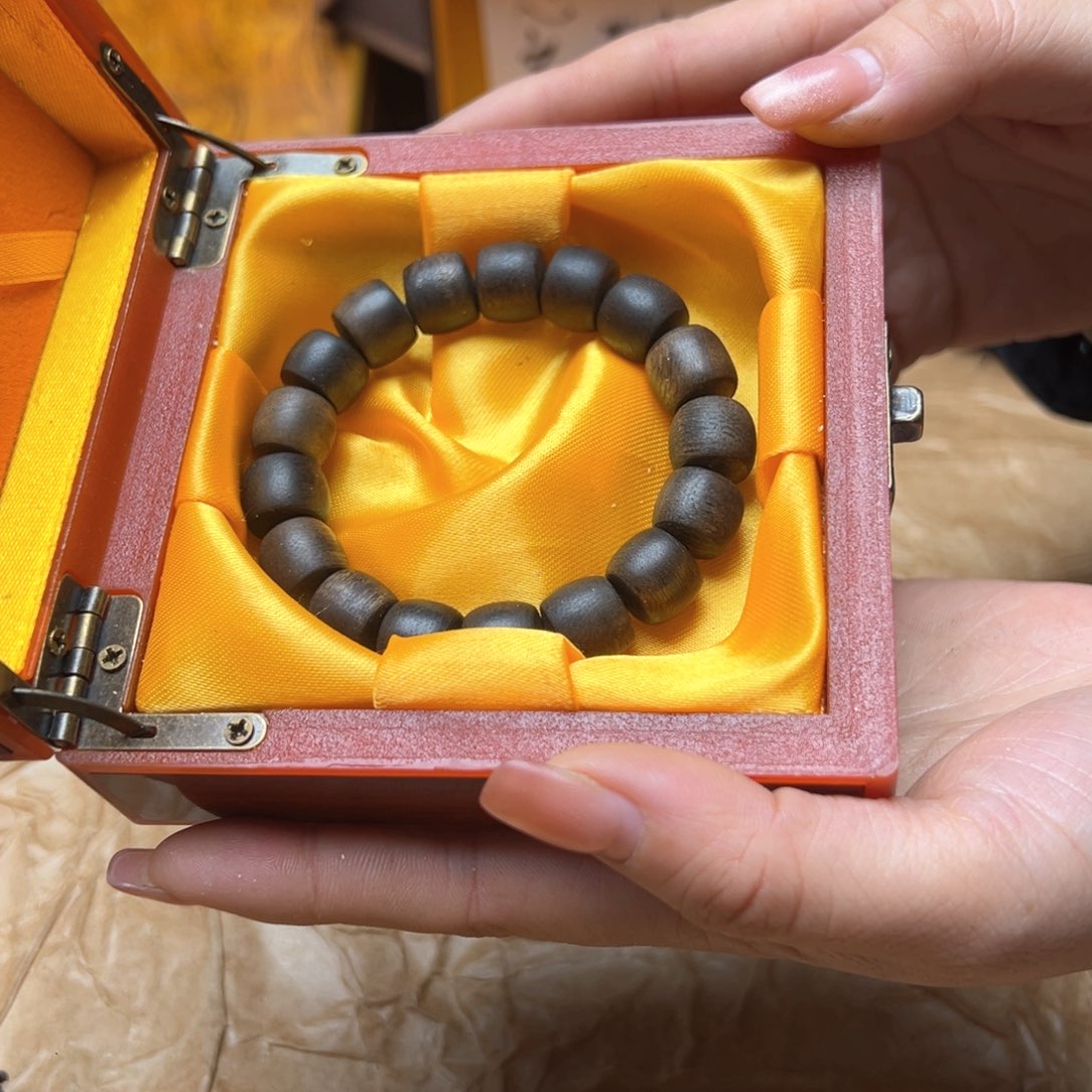 滴血莲花菩提吊坠