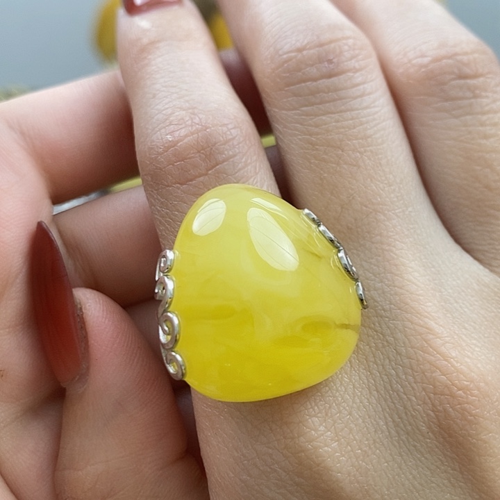 琥珀戒指银S925镶嵌戒指