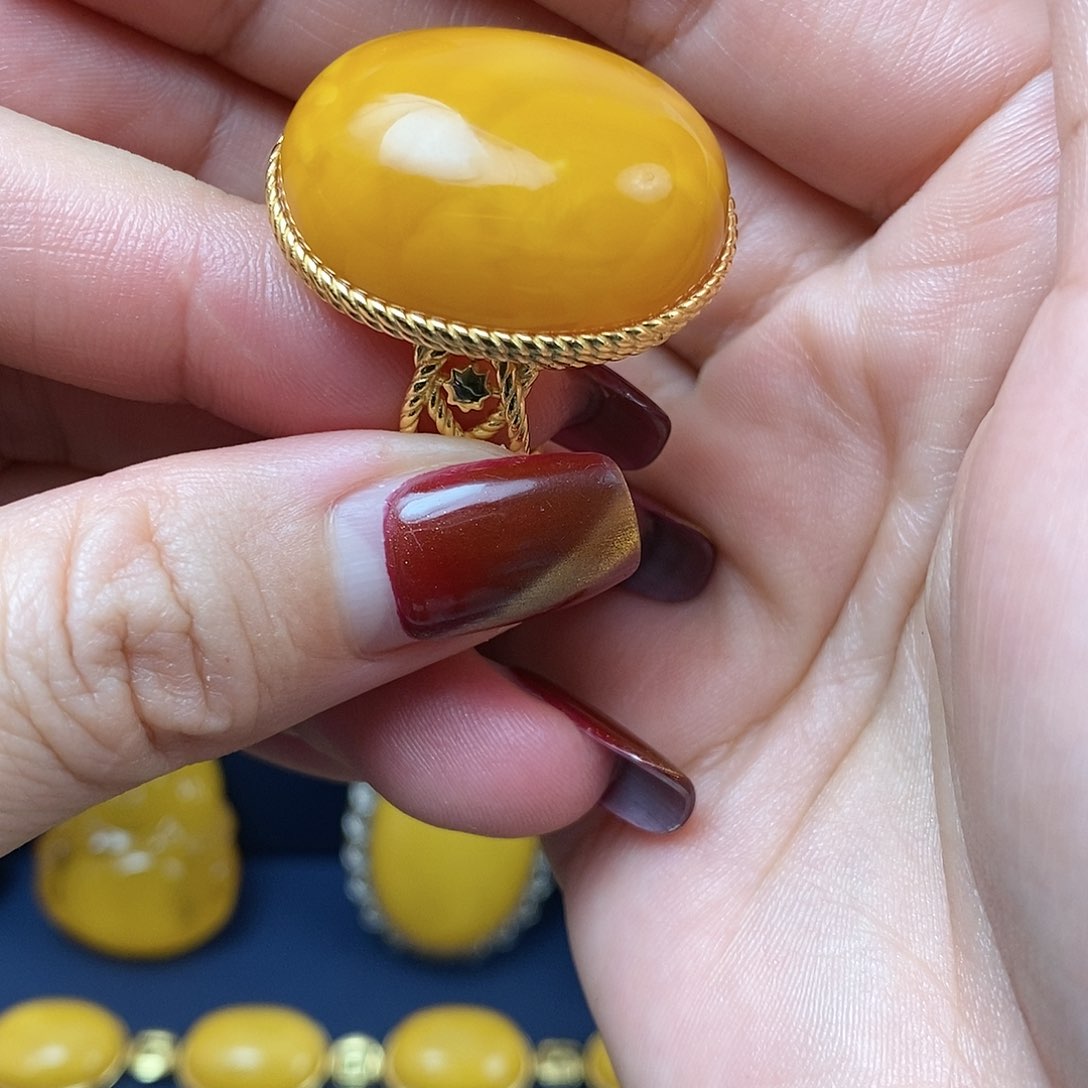 蜜蜡戒指银S925镀金镶嵌