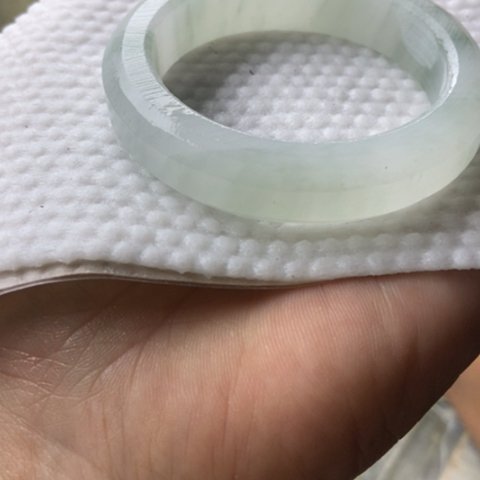 怀***爱石英质玉（金丝玉）未镶嵌手镯加工定制