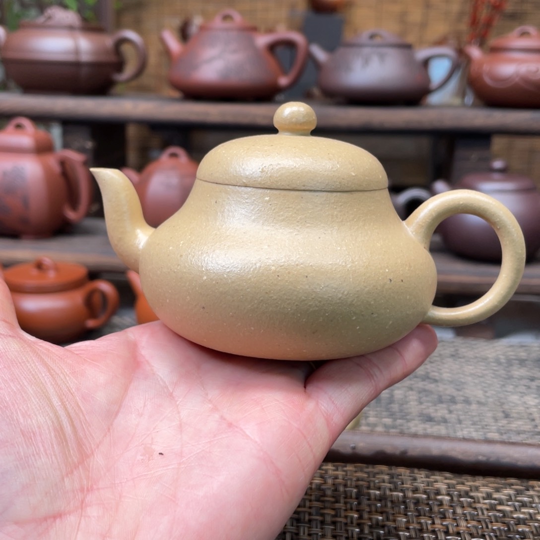 紫砂茶壶宜兴原矿紫砂手工制150