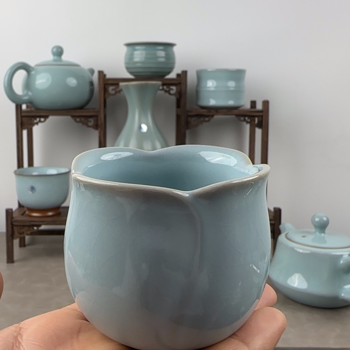 瓷片汝窑郁金香杯支钉烧天青釉