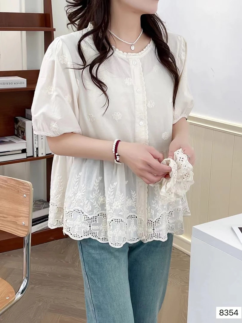 法式镂空勾花刺绣泡泡袖单排扣夏季女娃娃衫裙摆衬衫7788