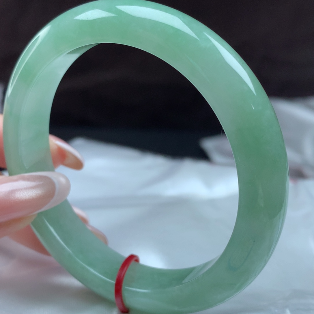 翡翠手镯未镶嵌96201，