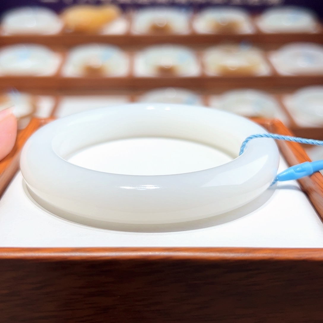 和田玉手镯57/58未镶嵌