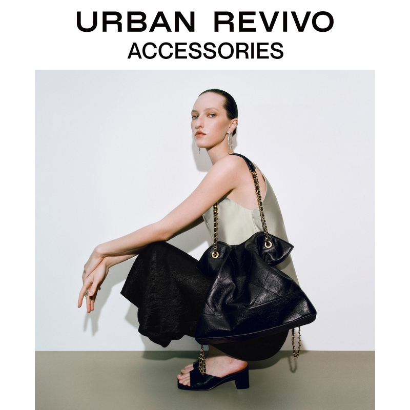 【HOT】URBAN REVIVO2025冬季新款女小香单肩斜挎包UAWB50220#