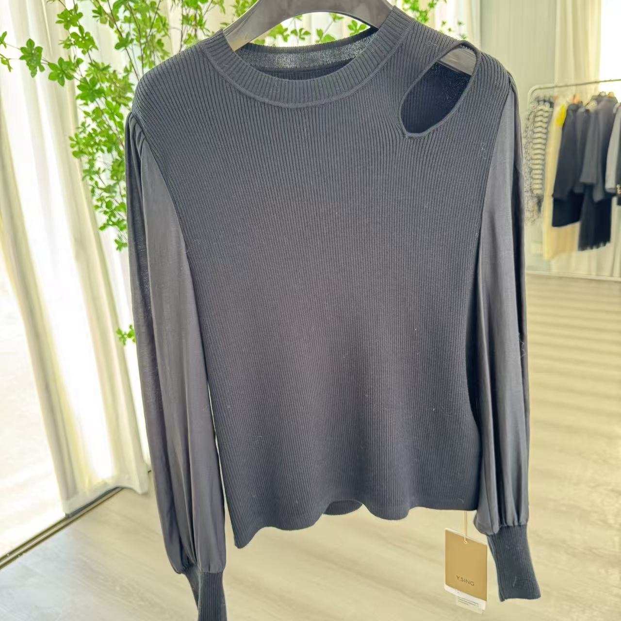 针织毛针织衫镂空长袖设计针织打底衫拼接针织衫女装圆领针织