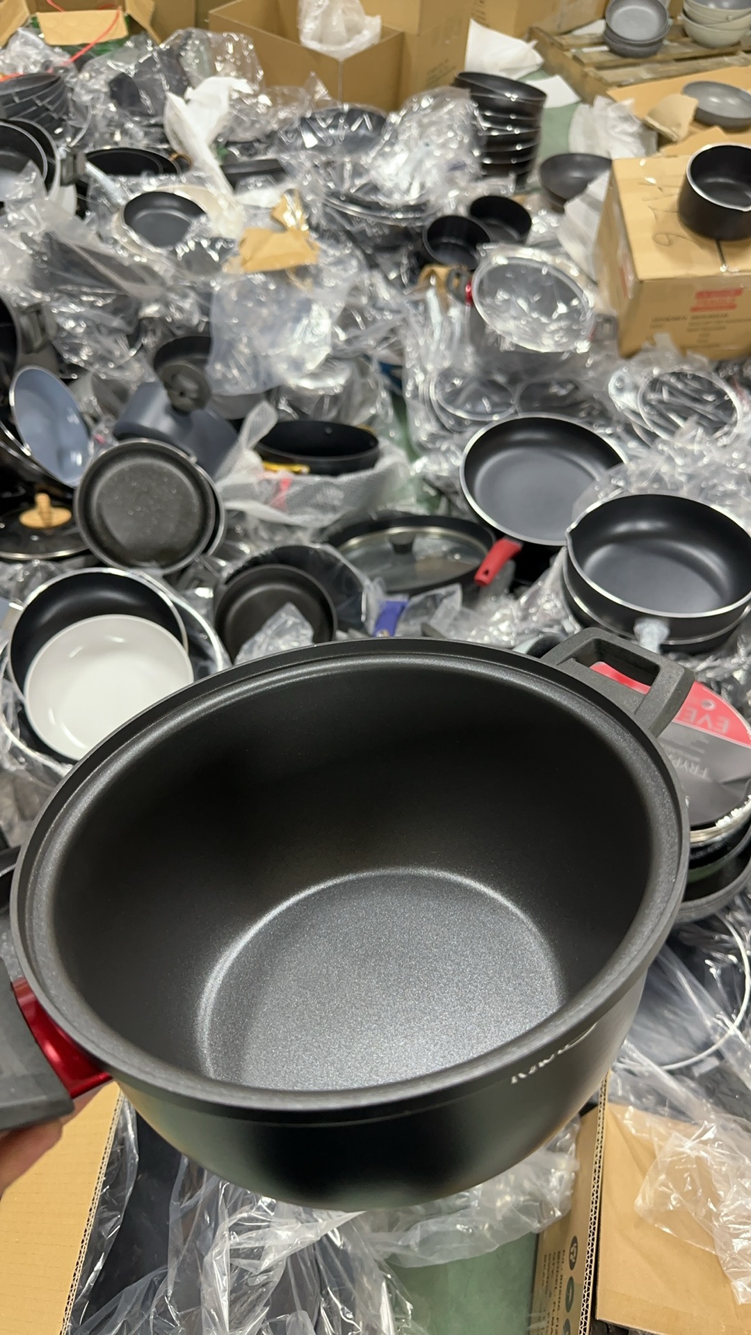 A56汤锅炒锅不粘锅口径26高度12 外贸尾货部分微瑕，介意勿拍