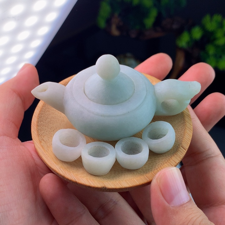 未镶嵌定制翡翠牌子