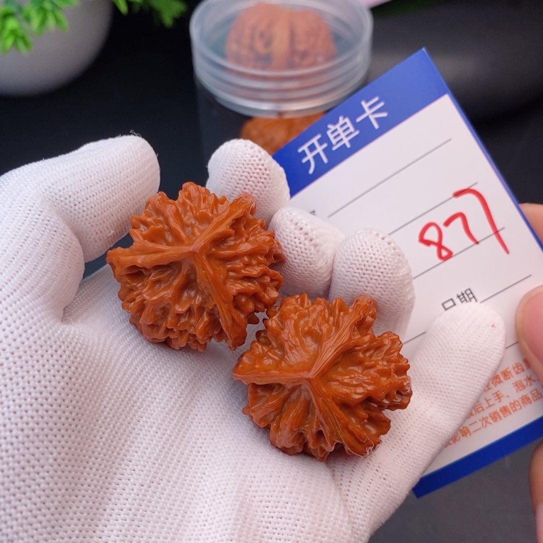 文玩核桃把件35三棱877