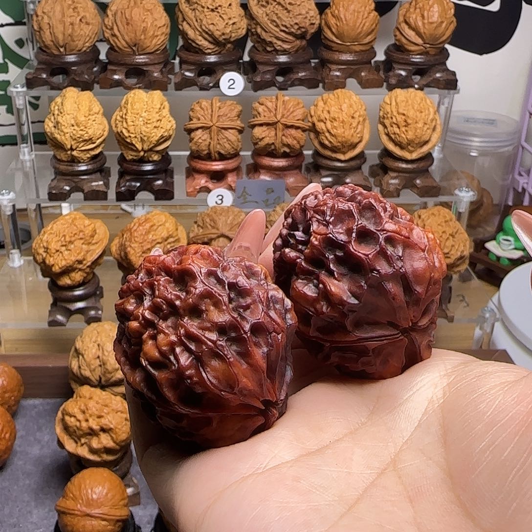 文玩核桃把件10…………43mm