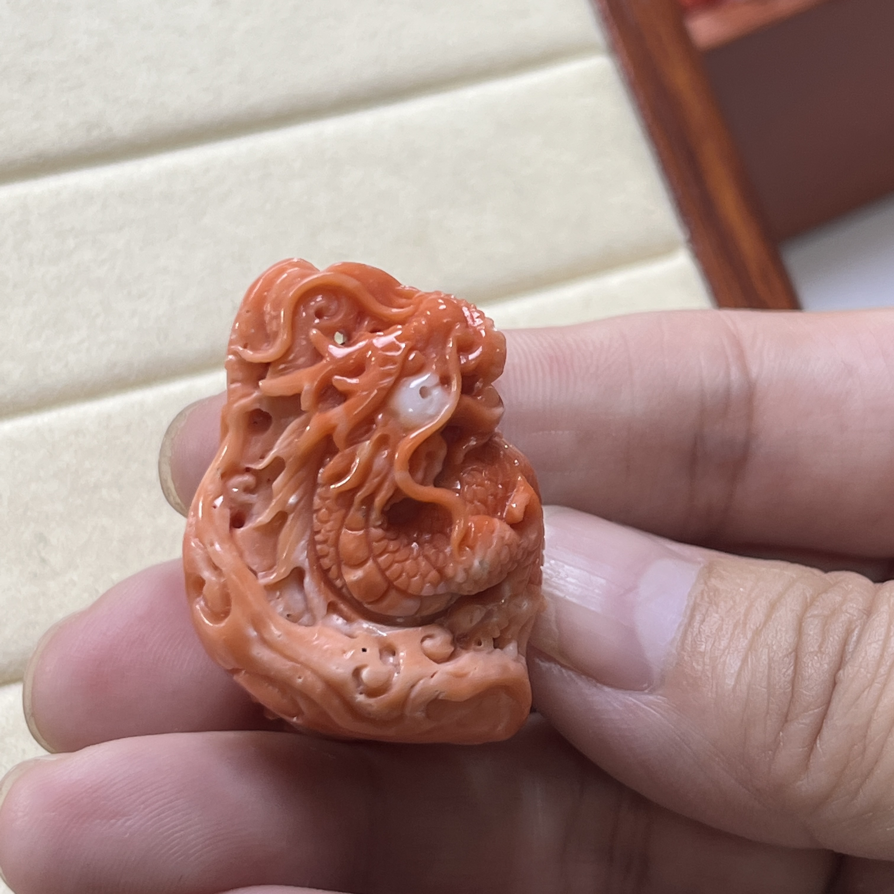 莫莫珊瑚雕刻挂件 吊坠【国检证书】