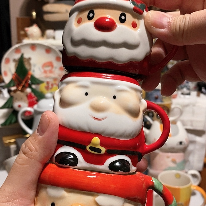 圣诞老人三个一起