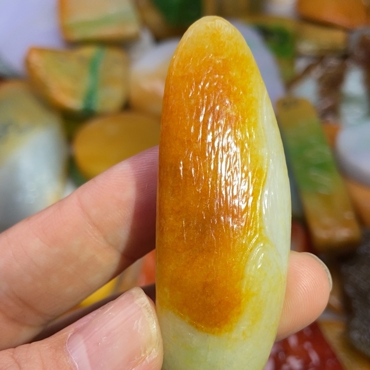 翡翠未镶嵌挂件缅甸