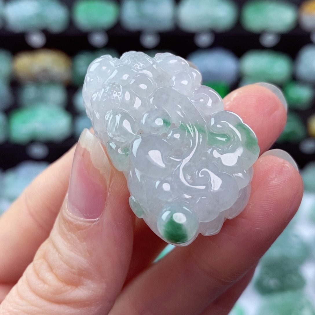 翡翠颈饰未镶嵌天然