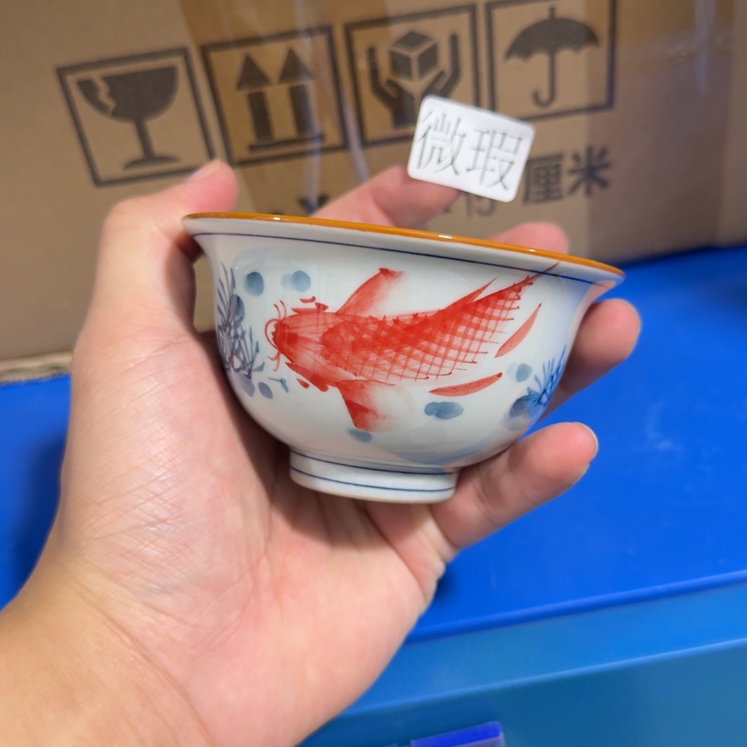 釉下手绘茶具微瑕