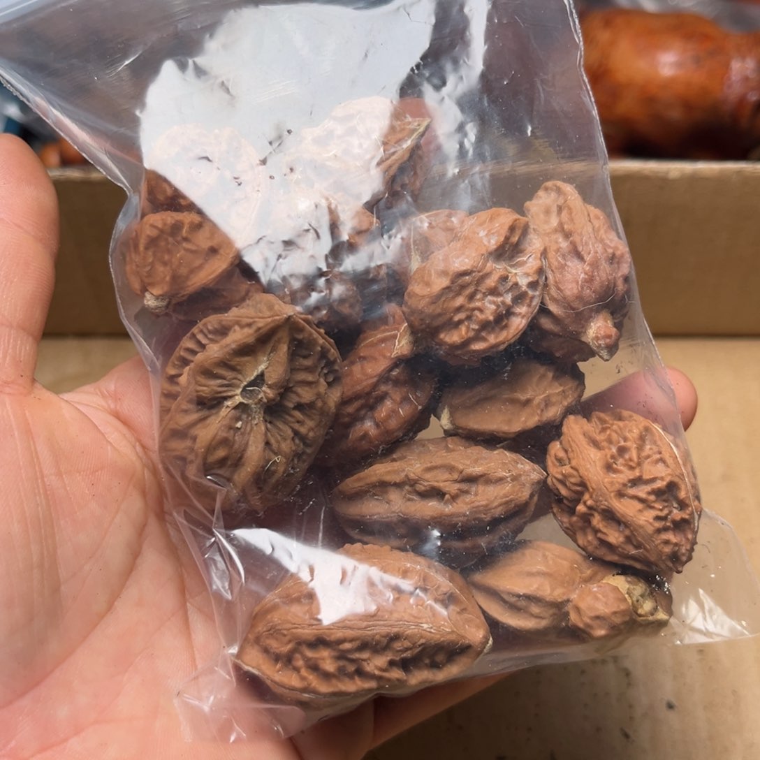 手串文玩核桃瑕疵100