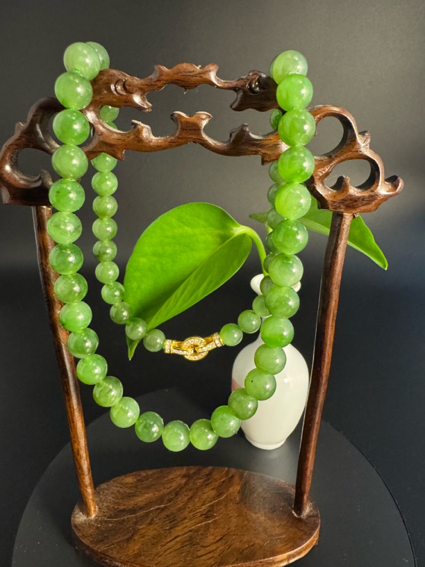 8mm和田玉碧玉国风 轻奢简约 绿色长链 气质颈链