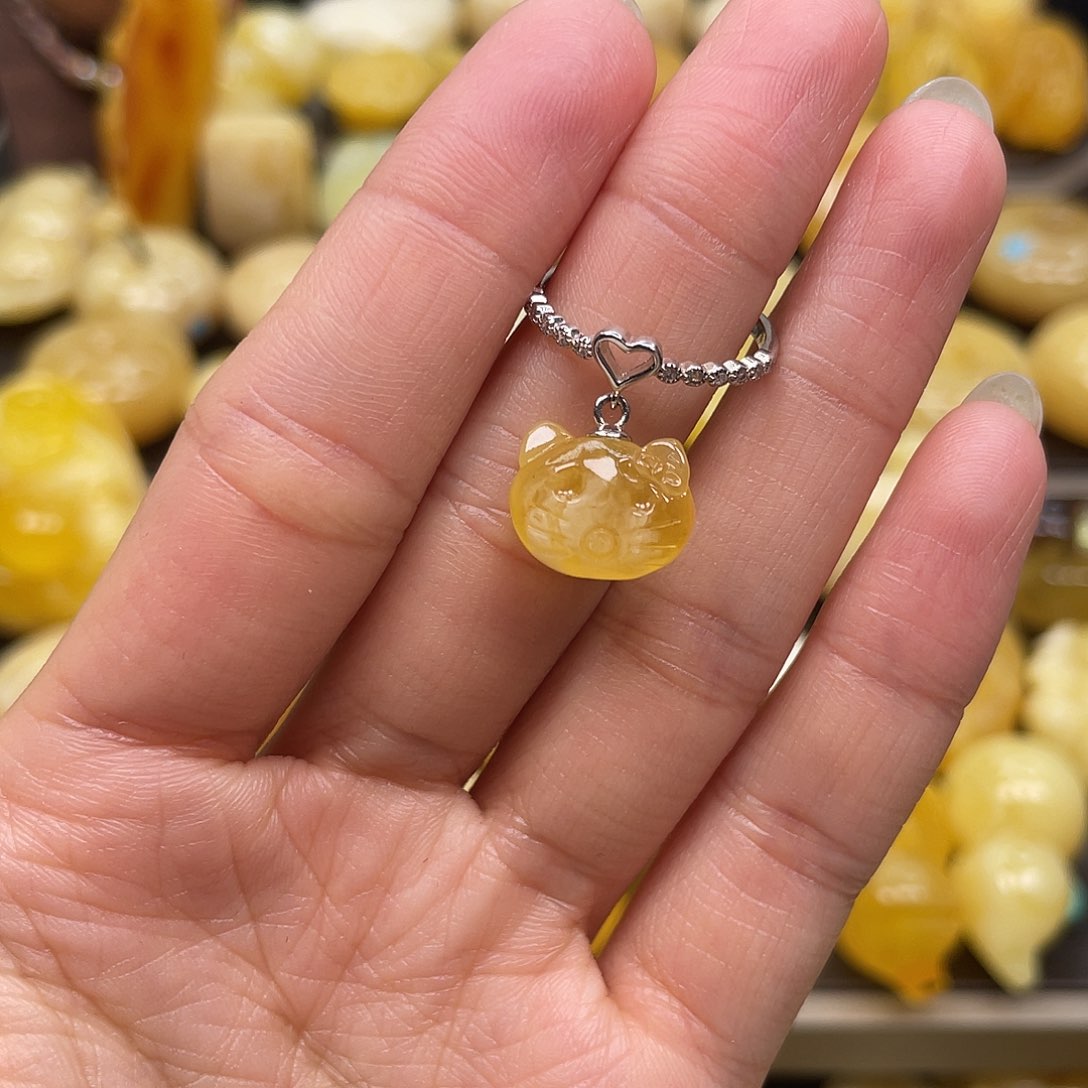 蜜蜡裸石未镶嵌蜜蜡