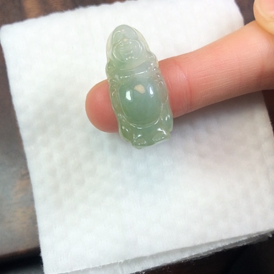 翡翠未镶嵌颈饰缅甸A货，每天下午1点半开播