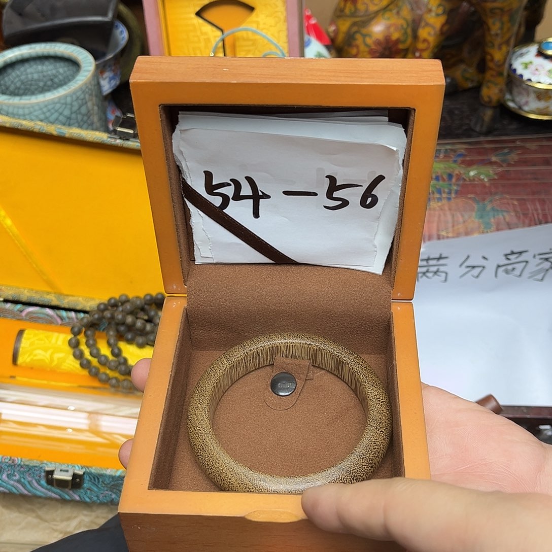 大叶紫檀（黑酸枝木类）