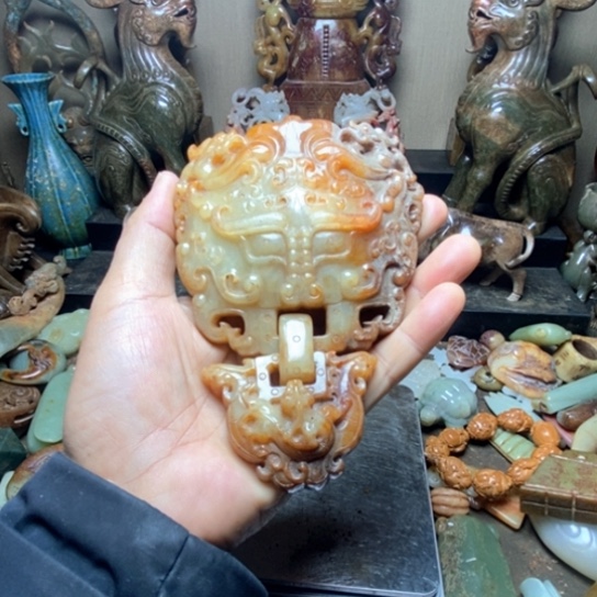 未镶嵌和田玉挂件