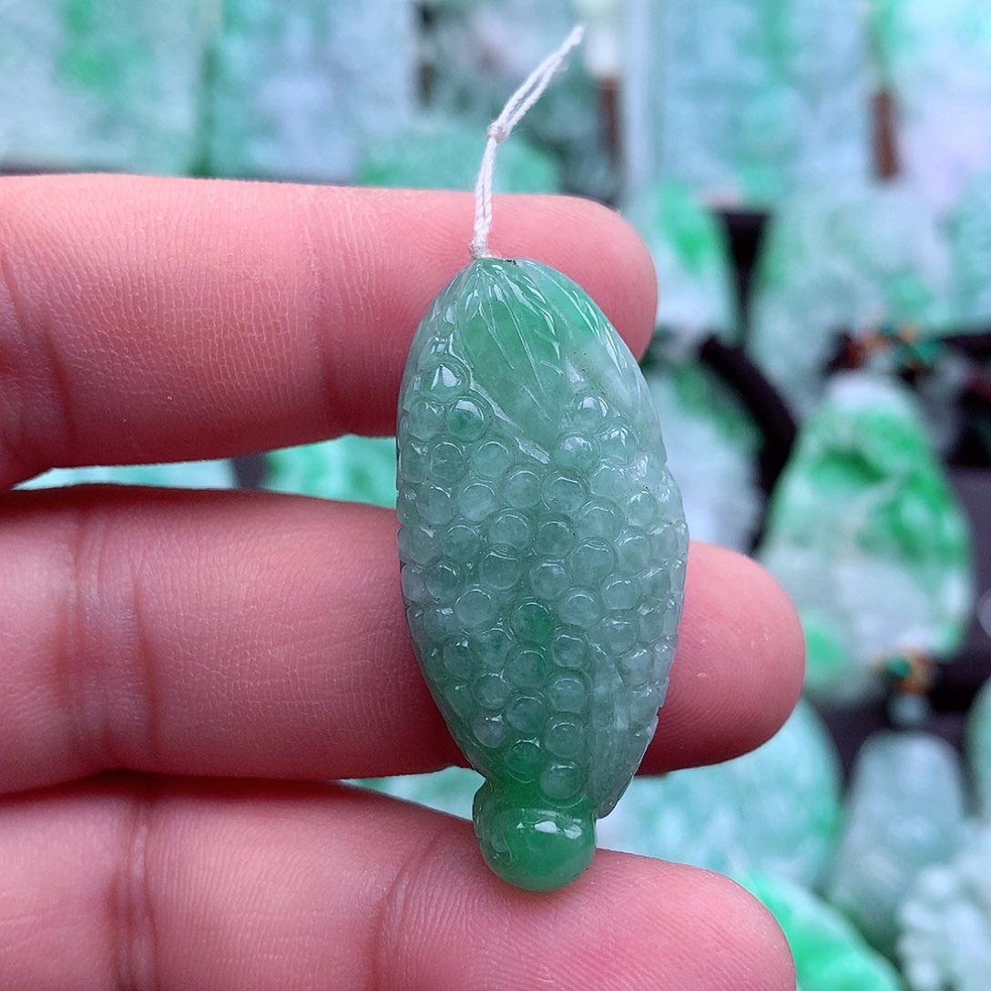 翡翠吊坠(不含链)未镶嵌