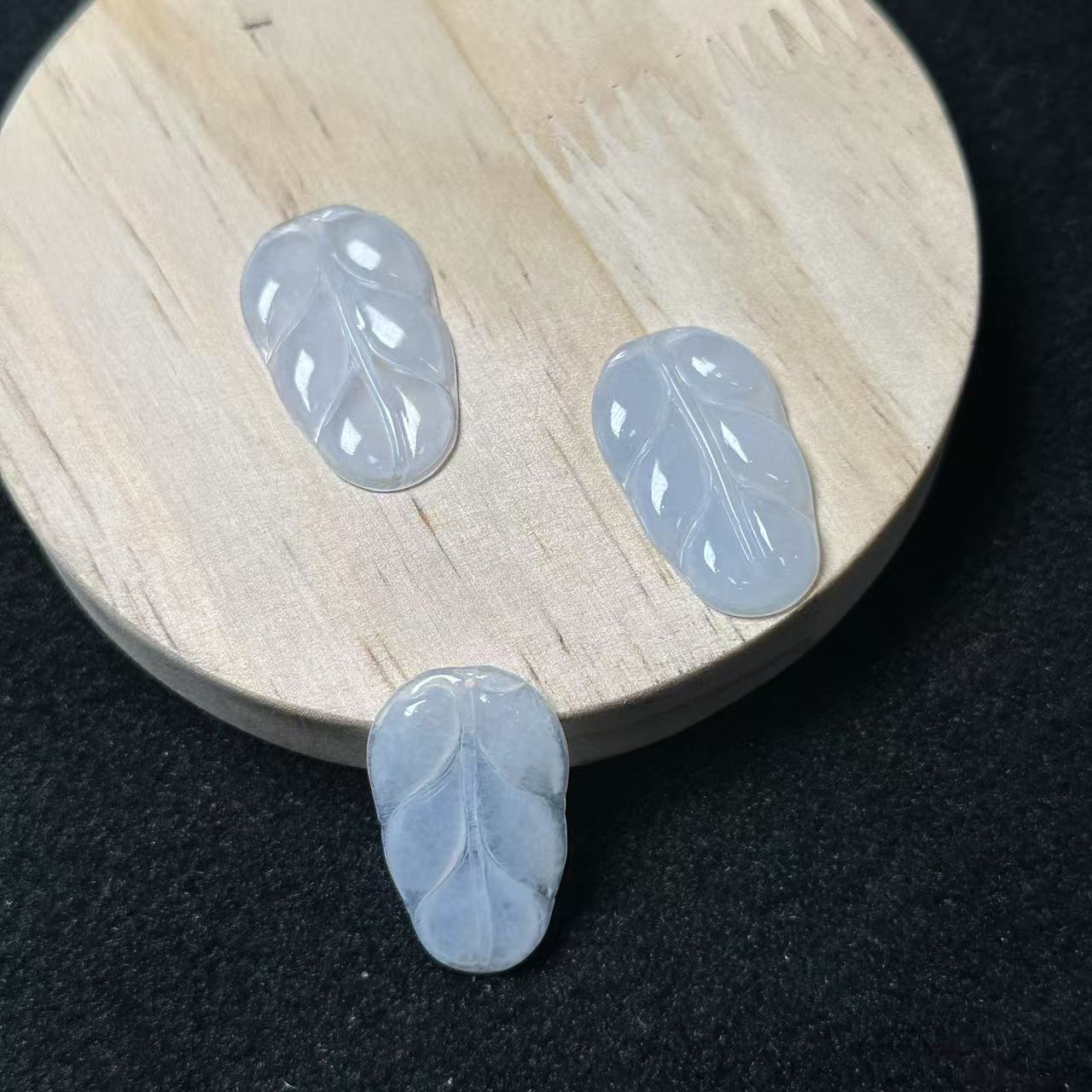 翡翠吊坠-101641T06-3A70-多样性/发其一