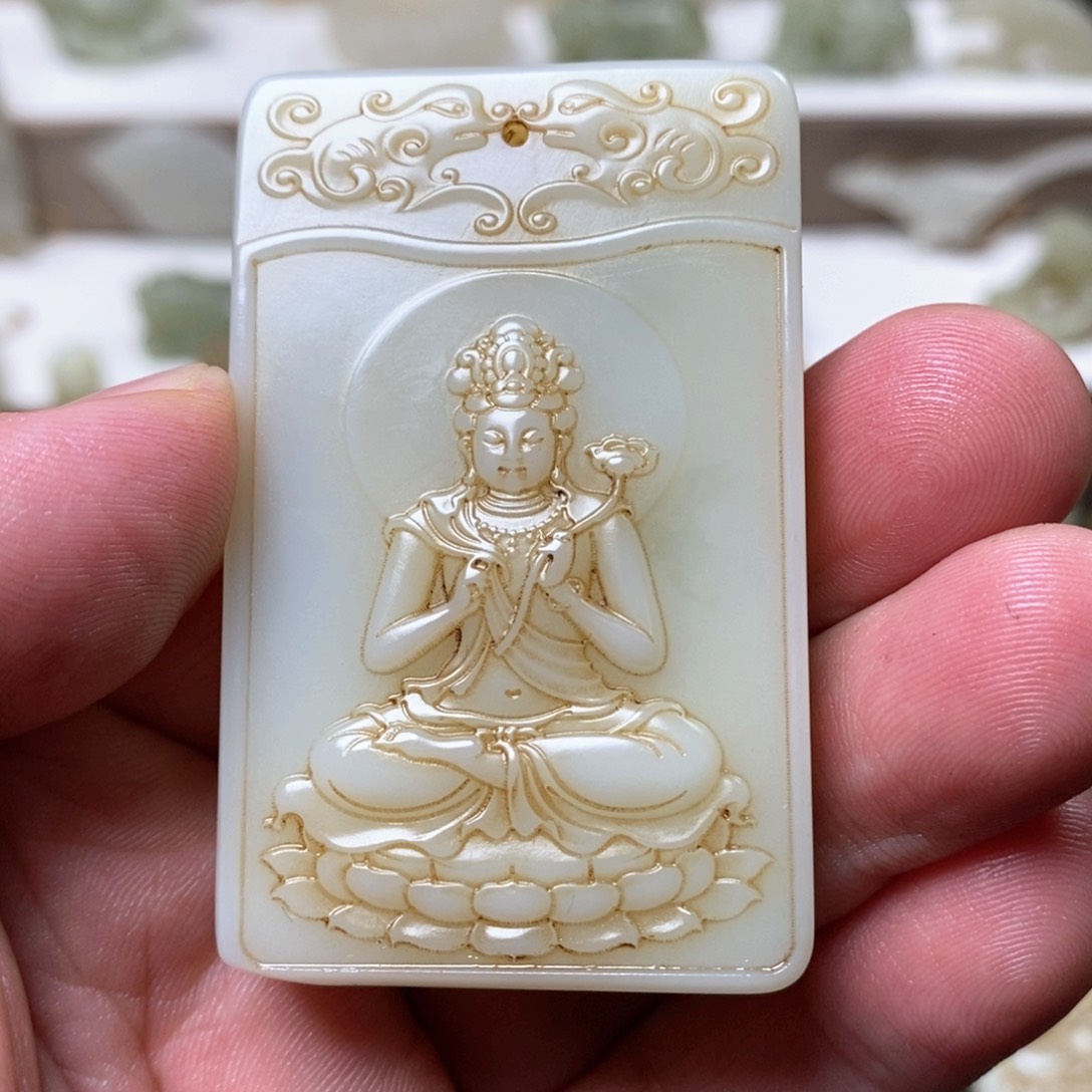 和田玉颈饰未镶嵌田