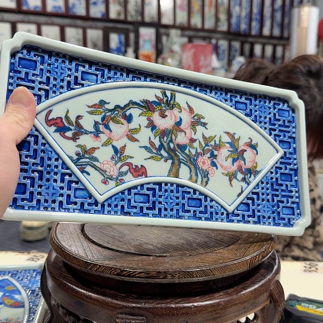 瓷摆件//////景德镇陶瓷瓷器。