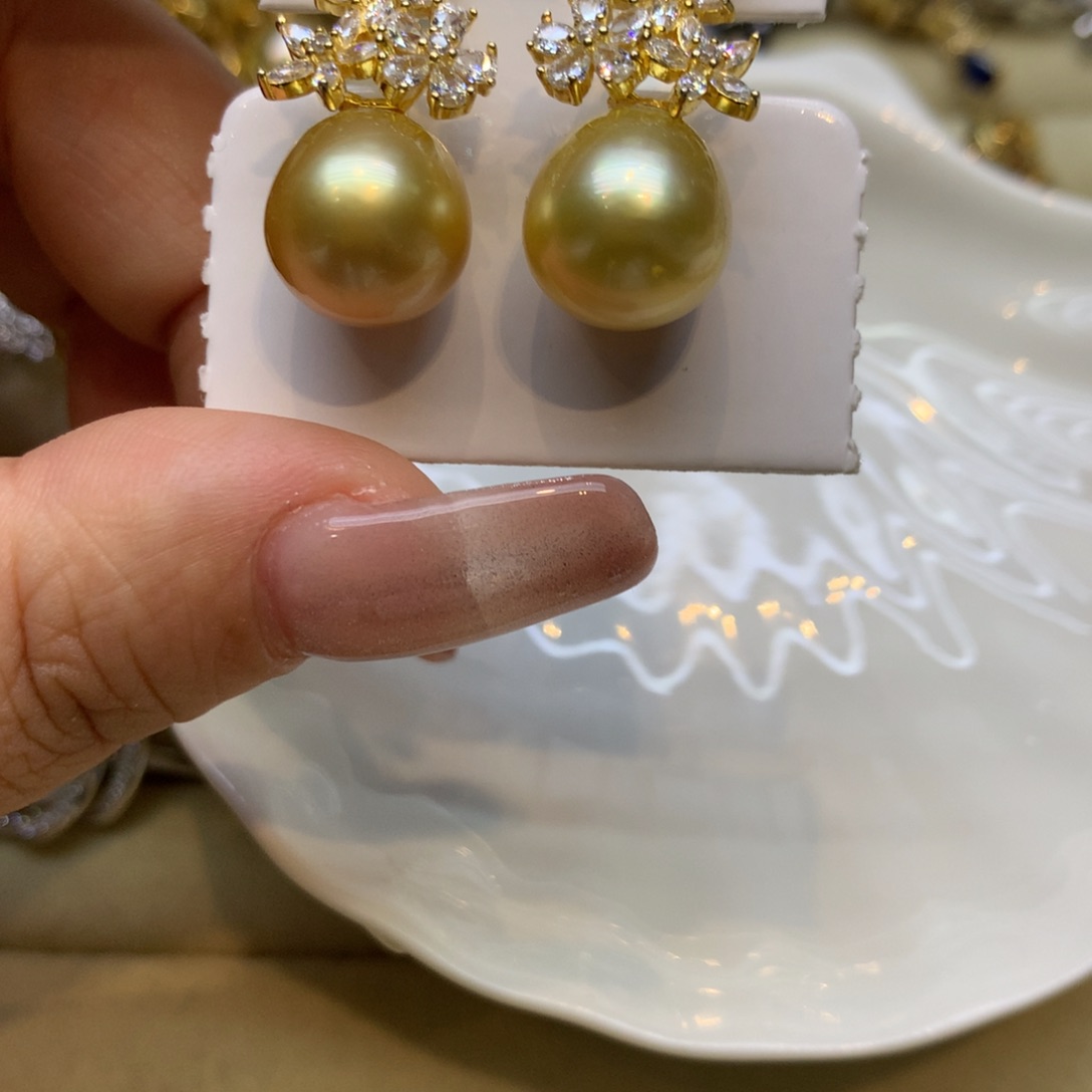 银S925镶嵌耳饰海水珍珠