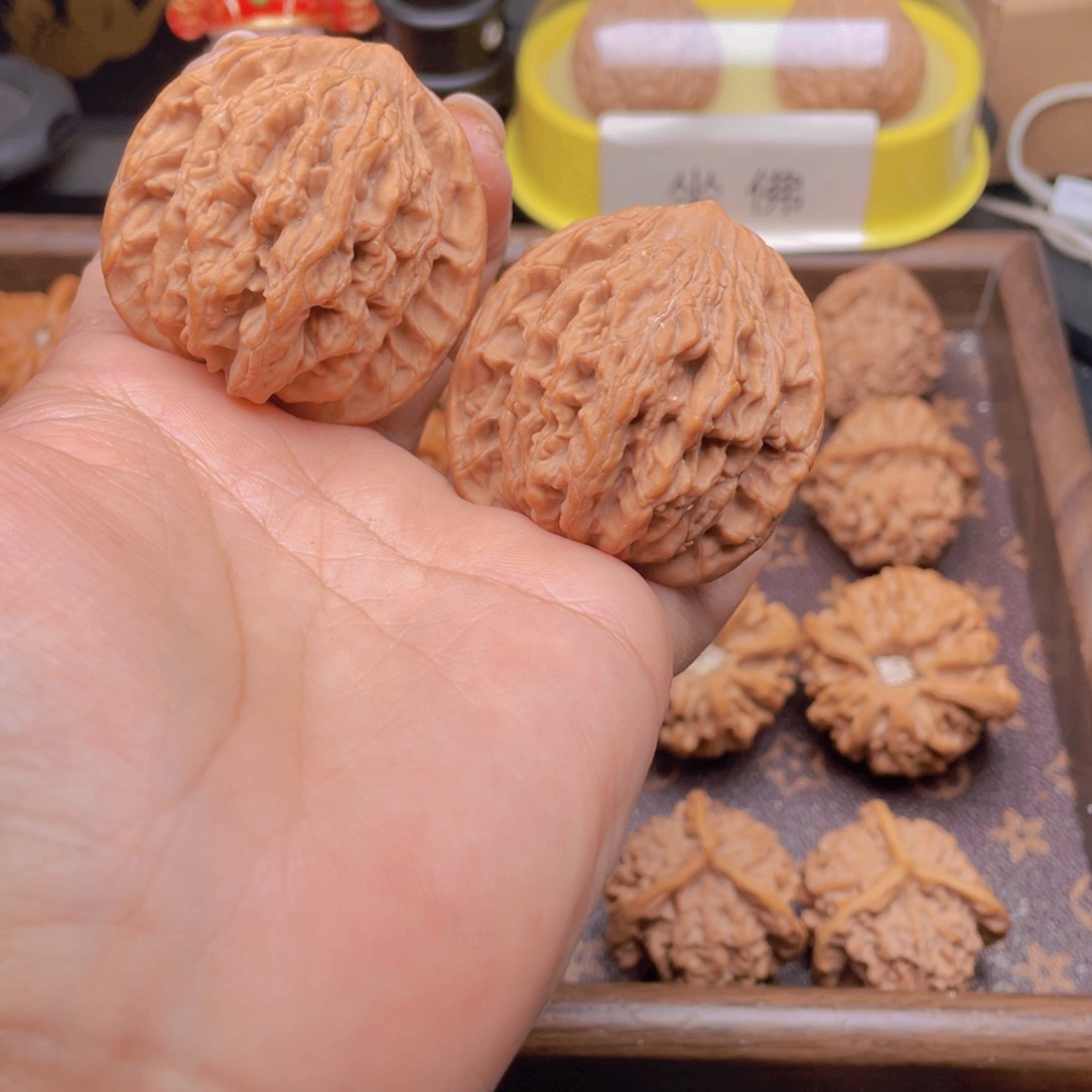 文玩核桃吊坠蛋**子虎头43