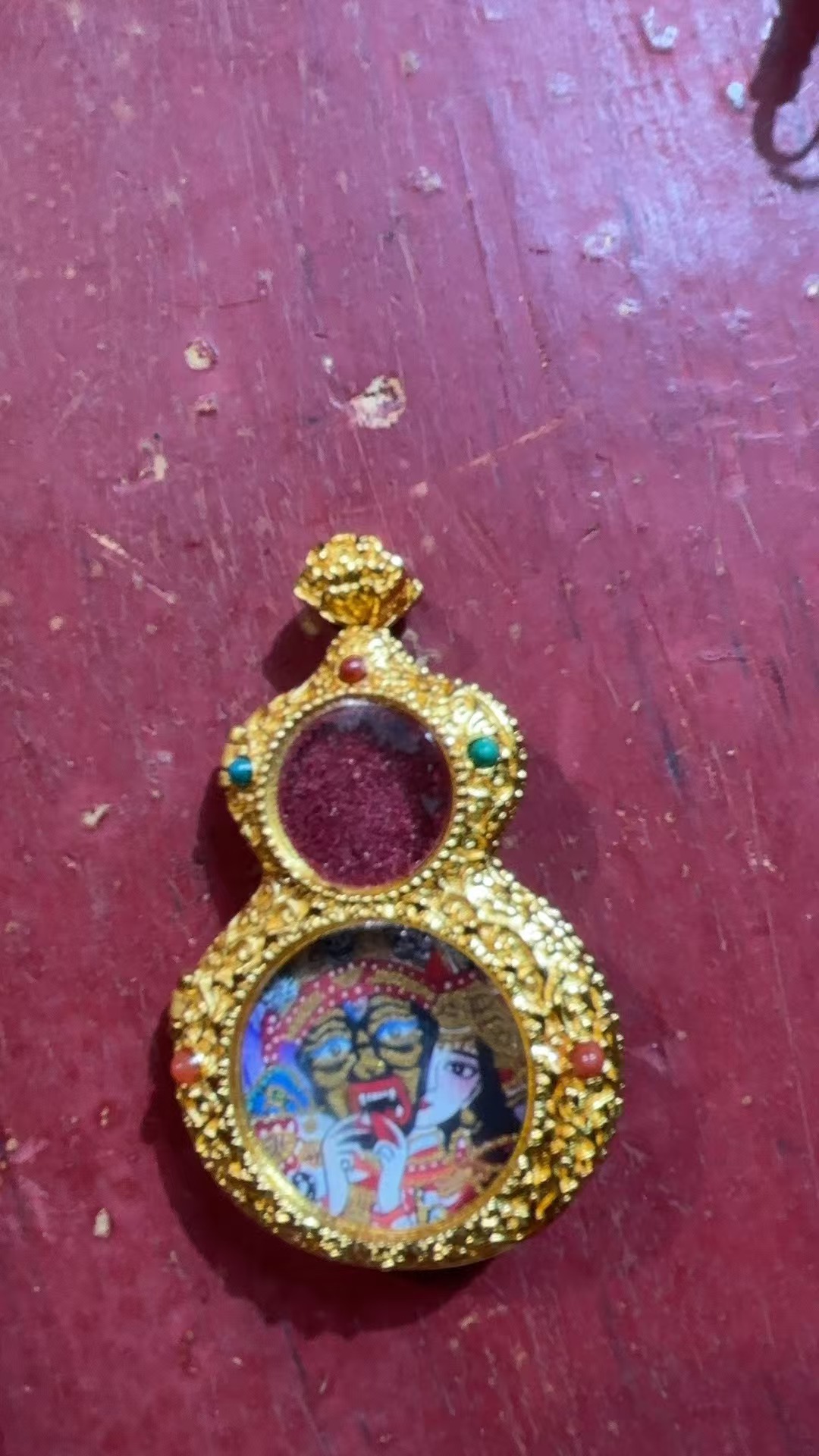 龙妹漂亮的唐卡牌子