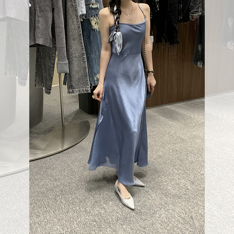 氛围感镂空马海毛毛衣+雪纺拼接缎面中长吊带裙QH242001/QL241003