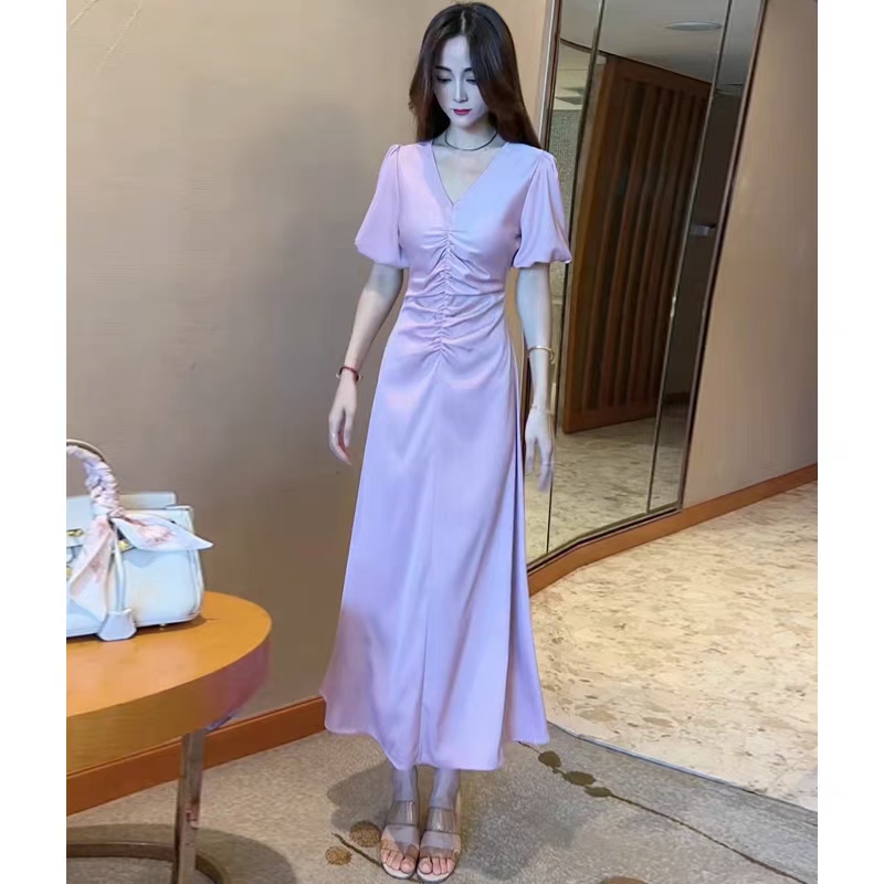 法式V领黑色短袖连衣裙高级感褶皱收腰气质A字裙