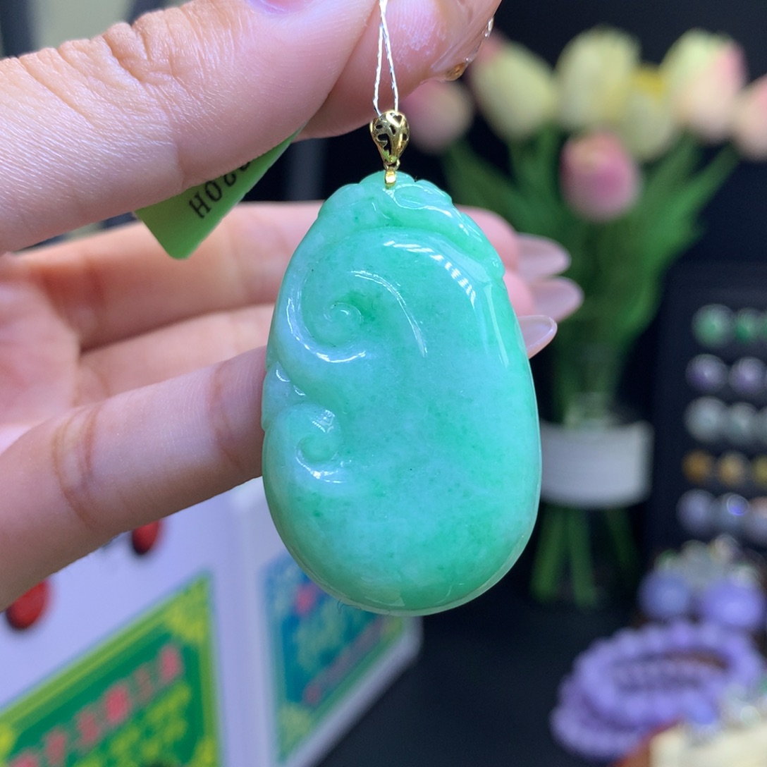 翡翠颈饰18K金镶嵌天然