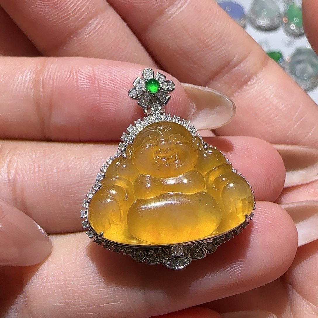 【闪购商品】颈饰18K金镶嵌翡翠天然